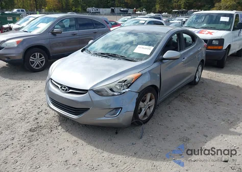 2013 Hyundai Elantra Gls z USA, uszkodzony, nr VIN KMHDH4AEXDU740726